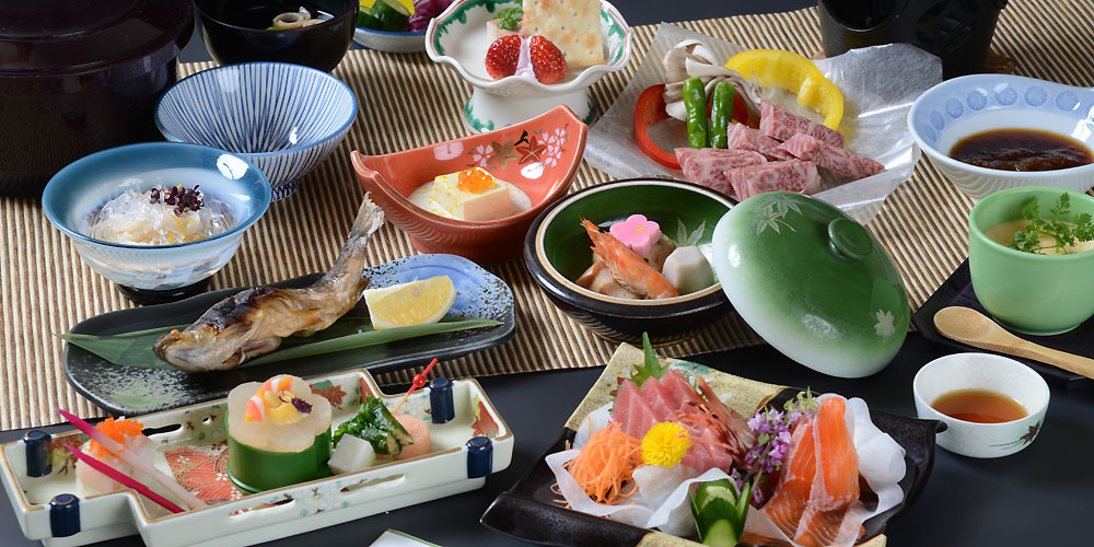 A5ランクとちぎ和牛やプレミアムヤシオマスなどが味わえるグルメプラン 元泉館 お料理